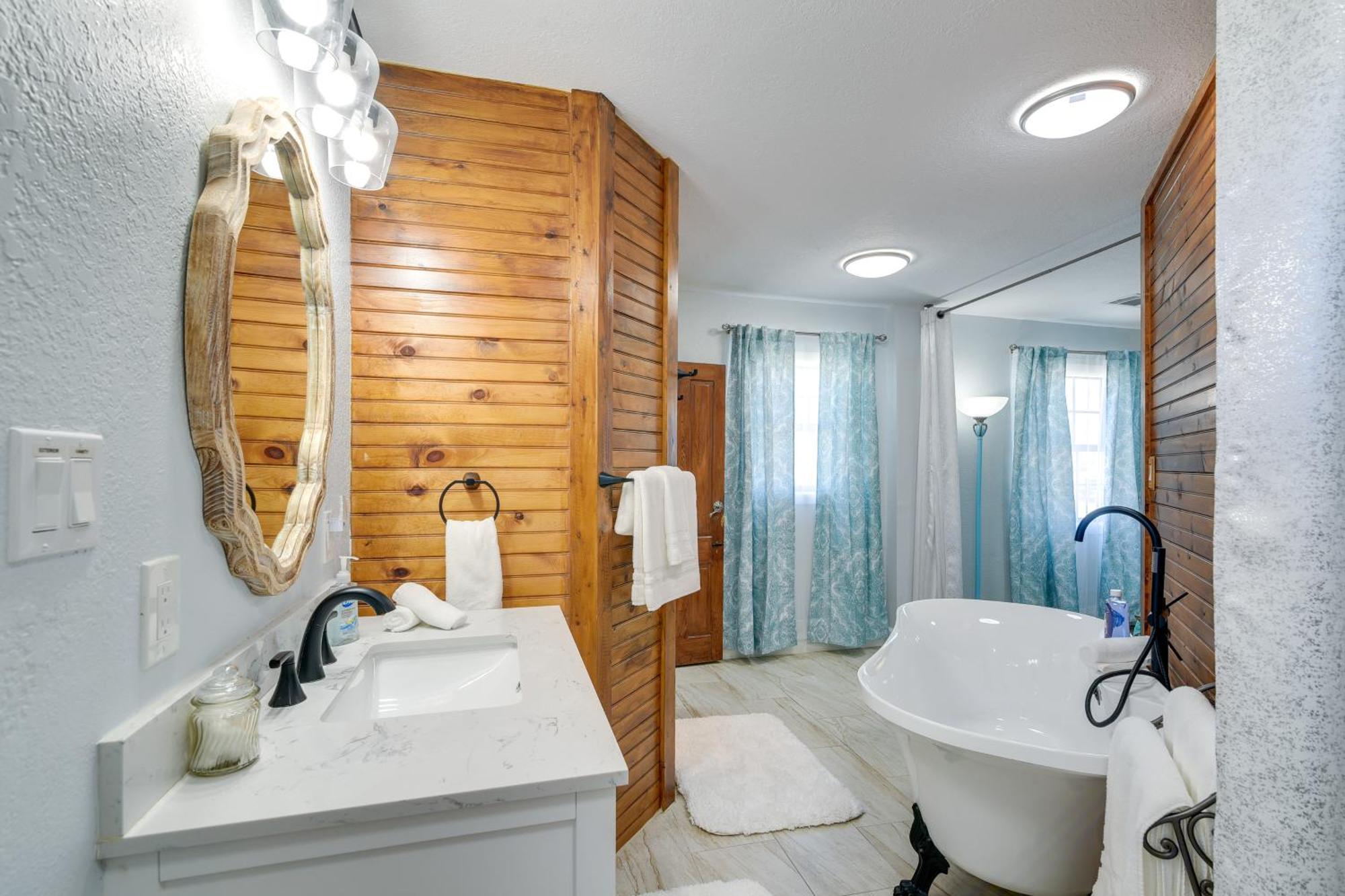 Villa Seaside Retreat In Galveston Near Pleasure Pier! Esterno foto